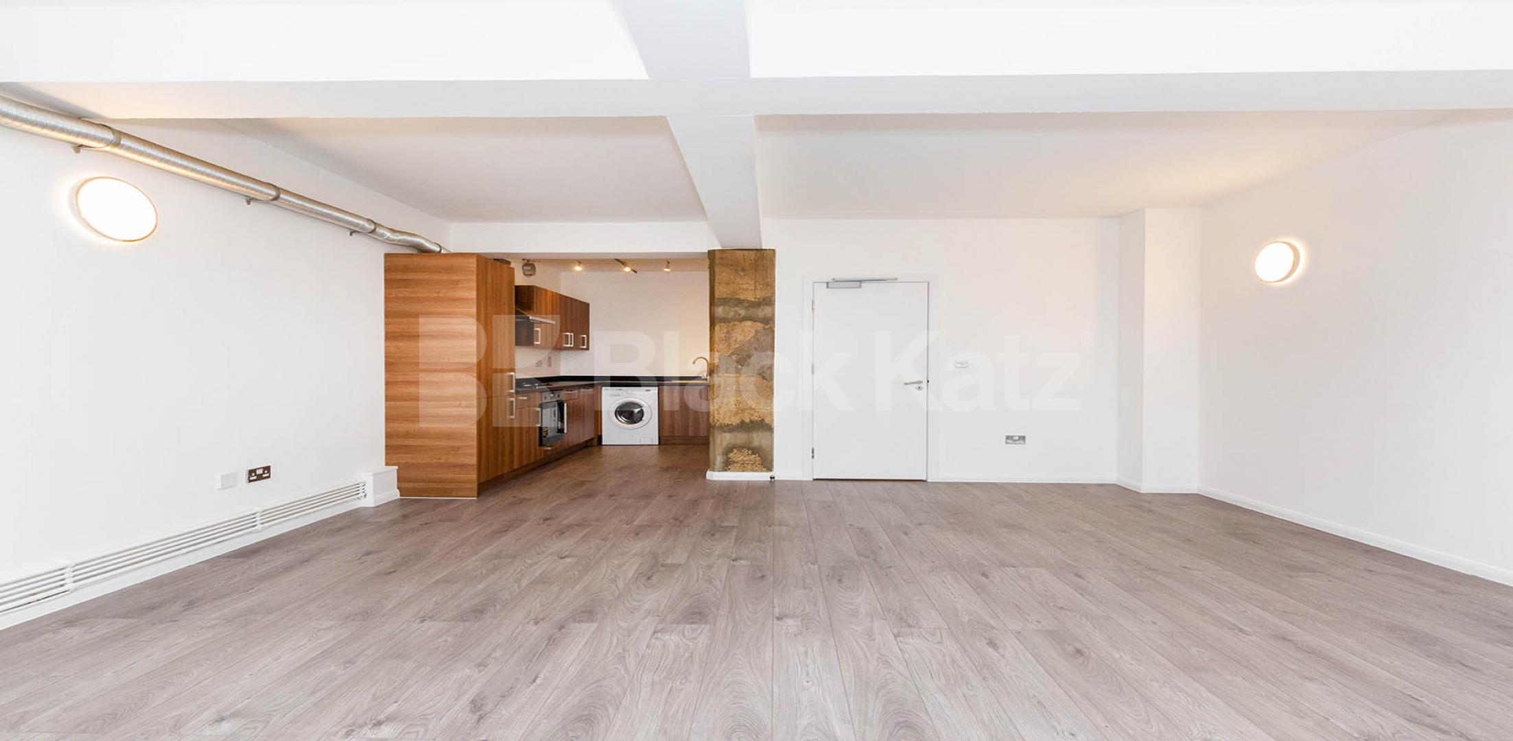 			STUNNING 2 BEDROOM WAREHOUSE APARTMENT, 3 Bedroom, 2 bath, 1 reception Flat			 ABILITY VIEW-KINGSLAND ROAD, DALSTON/HAGGERSTON